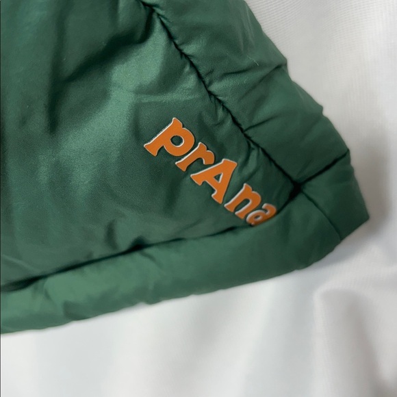 Prana Hellebore duck down puffer two tone color block zip and snap up vest L - Picture 6 of 13